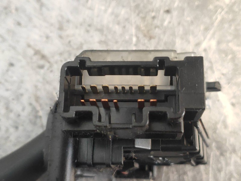 Recambio de mando limpia para toyota corolla verso (r1) 2.2 d-4d luna referencia OEM IAM 173654  