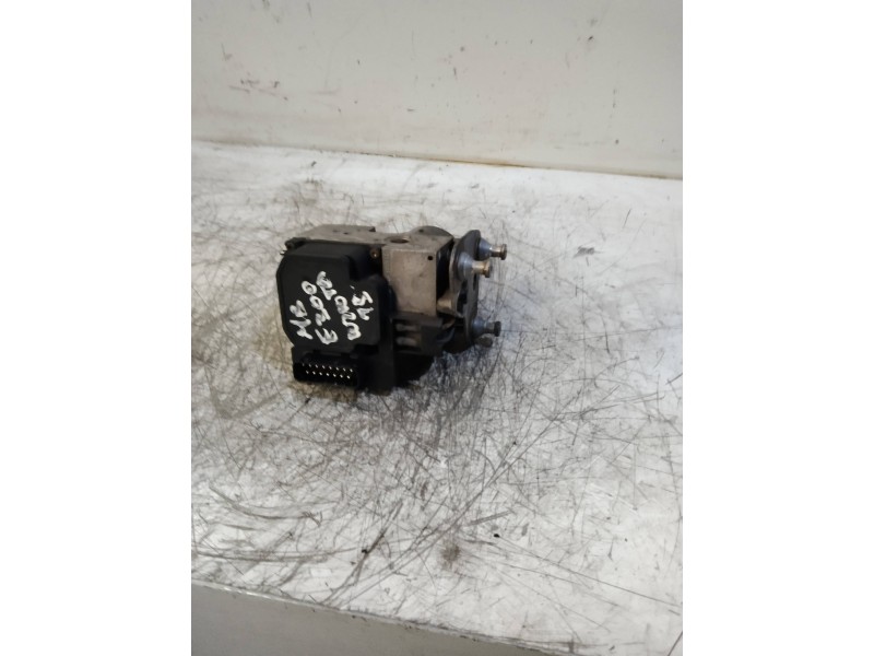 Recambio de abs para mercedes clase e (w210) berlina diesel 300 turbodiesel (210.025) referencia OEM IAM 02652174010130108068 A0