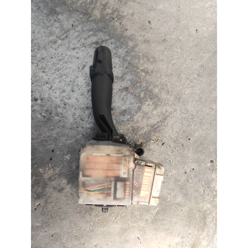 Recambio de mando luces para toyota corolla verso (r1) 2.2 d-4d luna referencia OEM IAM 173650  