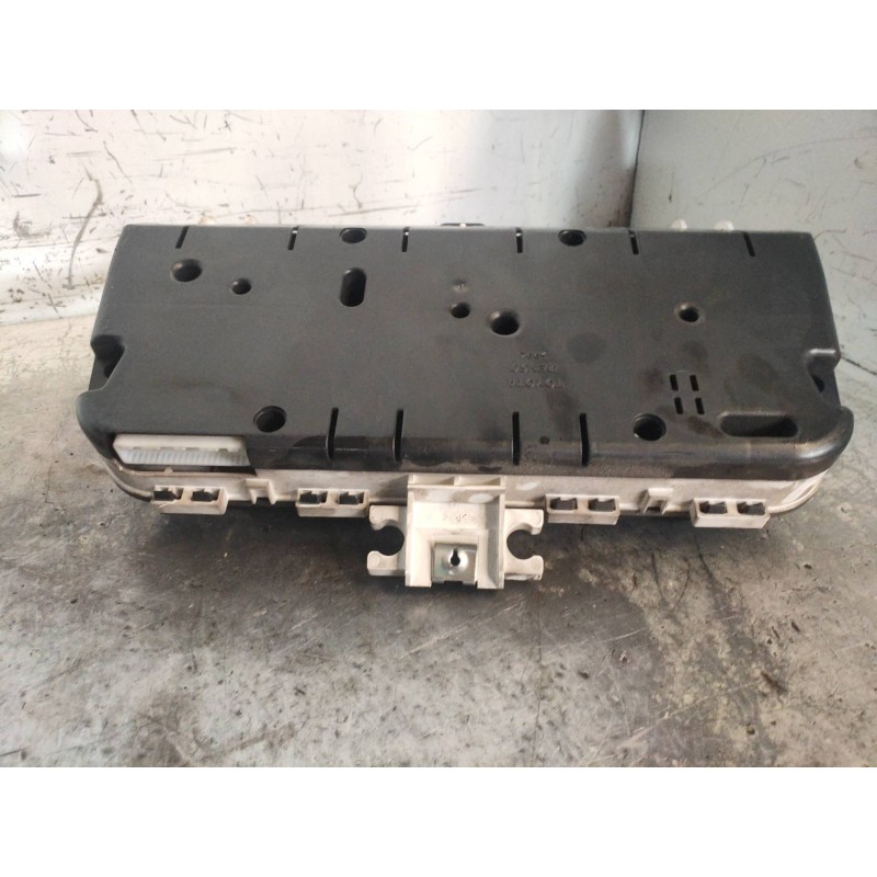 Recambio de cuadro instrumentos para toyota corolla verso (r1) 2.2 d-4d luna referencia OEM IAM 838000F092A MB2574403890 