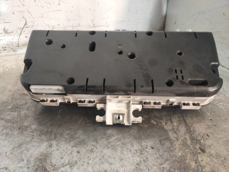 Recambio de cuadro instrumentos para toyota corolla verso (r1) 2.2 d-4d luna referencia OEM IAM 838000F092A MB2574403890 
