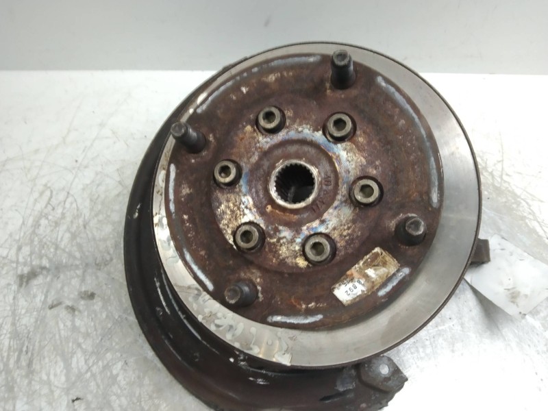 Recambio de mangueta delantera izquierda para renault trafic (desde 5.89) referencia OEM IAM   