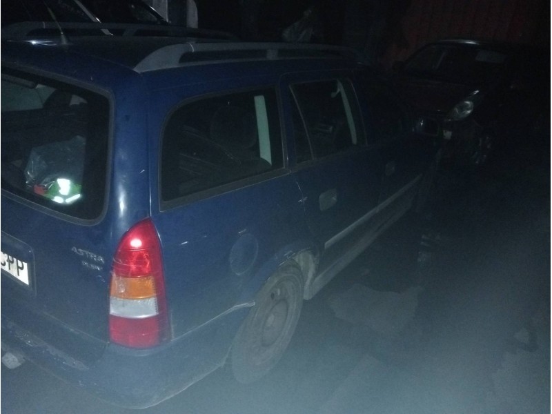 opel astra g caravan del año 2000