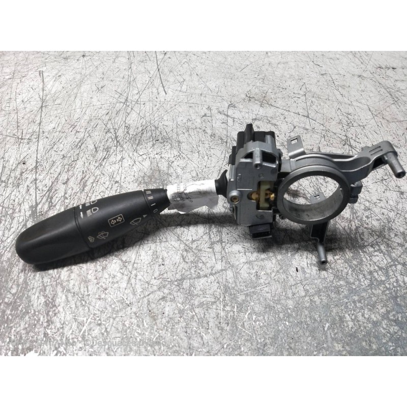 Recambio de mando luces para mercedes sprinterii caja cerrada (desde 01.06) 310/313/316 cdi (906.631/633/635/637) referencia OEM