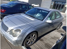 mercedes clase c (w203) berlina del año 2003