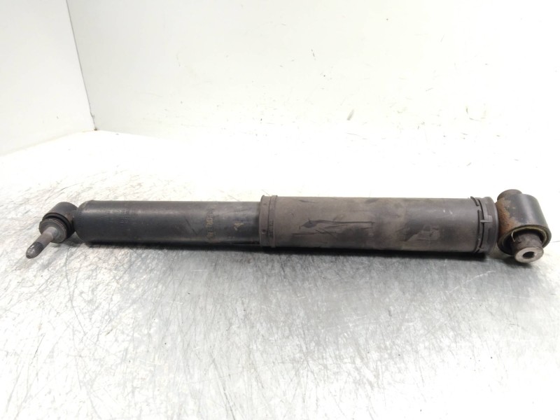 Recambio de amortiguador trasero para renault megane iii berlina 5 p 1.6 dci diesel fap referencia OEM IAM   
