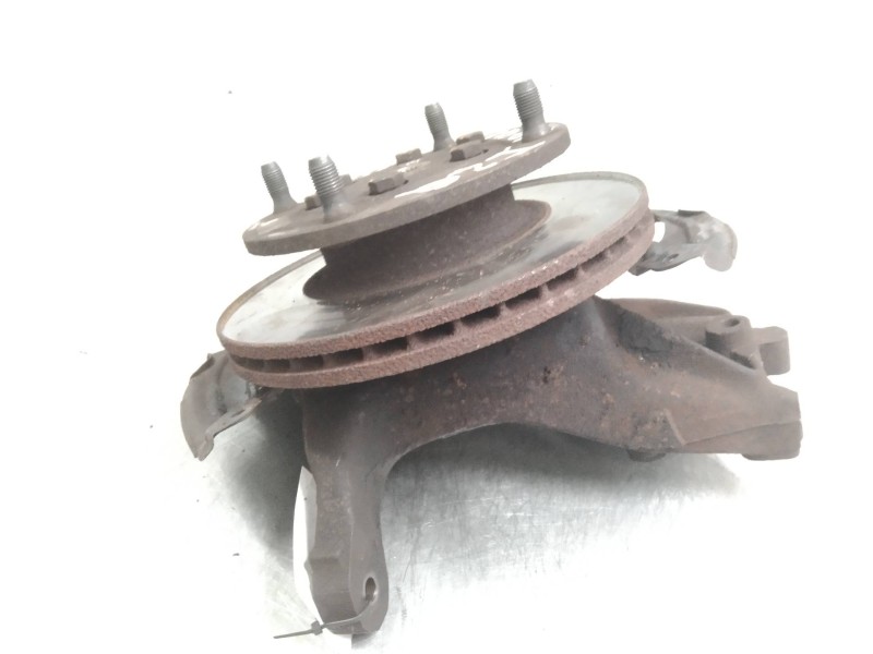 Recambio de mangueta delantera izquierda para renault trafic 2.1 diesel referencia OEM IAM   