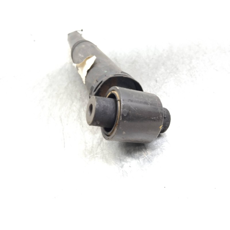 Recambio de amortiguador trasero para renault megane iii berlina 5 p dynamique referencia OEM IAM   