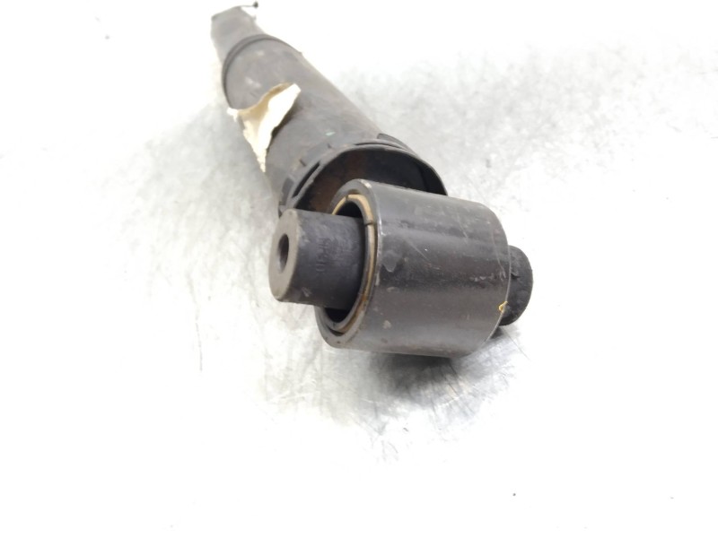 Recambio de amortiguador trasero para renault megane iii berlina 5 p dynamique referencia OEM IAM   