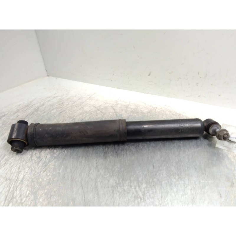Recambio de amortiguador trasero para renault megane iii sport tourer 1.5 dci diesel fap referencia OEM IAM   