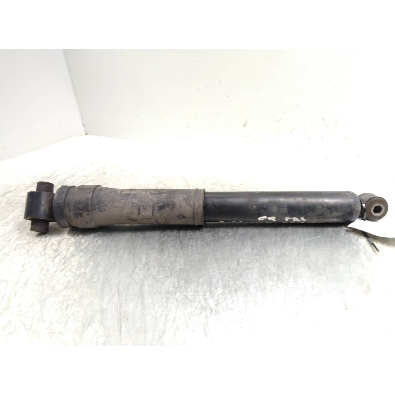 Recambio de amortiguador trasero para renault megane iii sport tourer 1.5 dci diesel fap referencia OEM IAM   