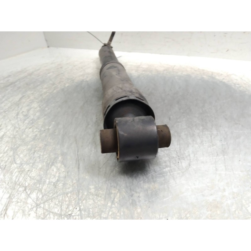 Recambio de amortiguador trasero para renault megane iii sport tourer 1.5 dci diesel fap referencia OEM IAM   