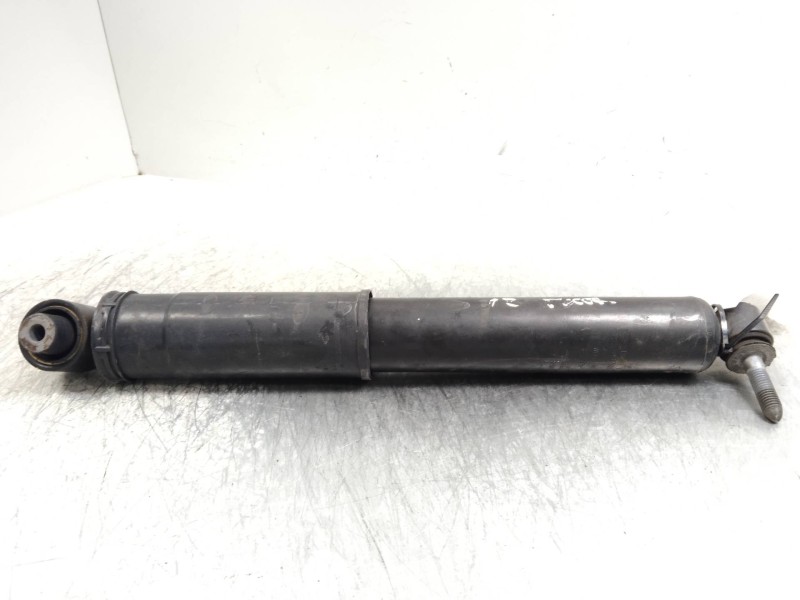 Recambio de amortiguador trasero para renault megane iii coupe renault sport referencia OEM IAM   