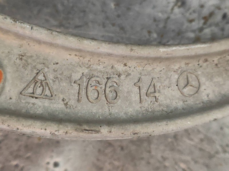 Recambio de brazo suspension superior delantero derecho para mercedes clase m (w166) ml 350 bluetec (166.004) referencia OEM IAM