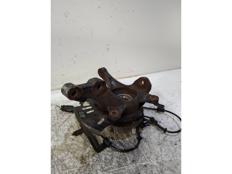 Recambio de mangueta delantera derecha para hyundai i20 classic referencia OEM IAM   