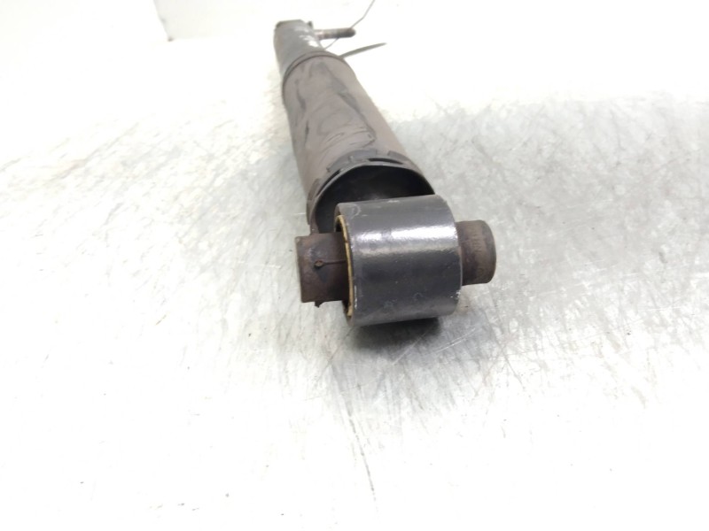 Recambio de amortiguador trasero para renault megane iii berlina 5 p gt-style referencia OEM IAM   
