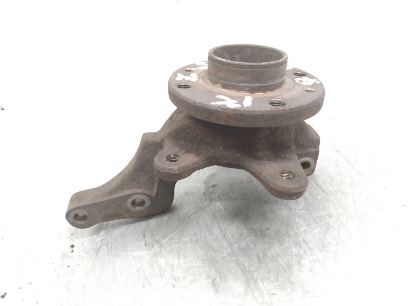Recambio de mangueta delantera izquierda para renault 5 (b/c40) referencia OEM IAM    Recambio de mangueta delantera izquierda para renault 5 (b/c40) referencia OEM IAM