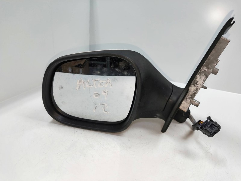 Recambio de retrovisor izquierdo para seat altea xl (5p5) 1.6 bivalent - gasolina / gas licuado del petróleo. gpl referencia OEM