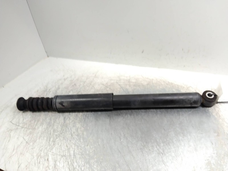 Recambio de amortiguador trasero para renault modus 1.5 dci diesel referencia OEM IAM   
