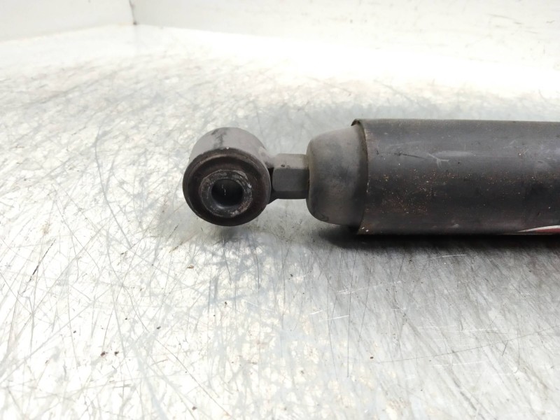 Recambio de amortiguador trasero para renault 5 (b/c40) referencia OEM IAM   