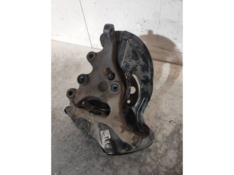 Recambio de mangueta delantera izquierda para mercedes clase c (w203) berlina 220 cdi (la) (203.008) referencia OEM IAM   