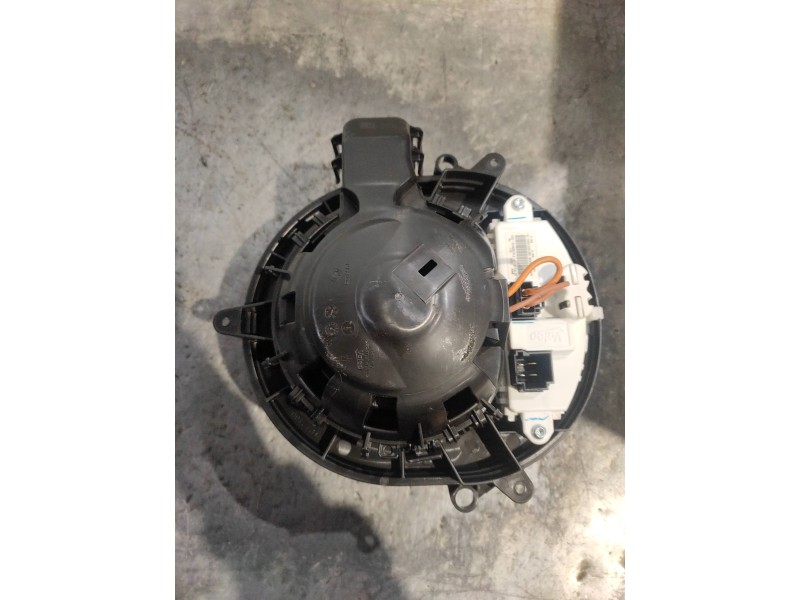 Recambio de motor calefaccion para bmw serie 3 lim. (f30) 320d referencia OEM IAM 927611201 T1016251Q 