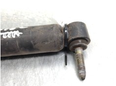 Recambio de amortiguador trasero para renault scenic ii 1.6 16v referencia OEM IAM    2