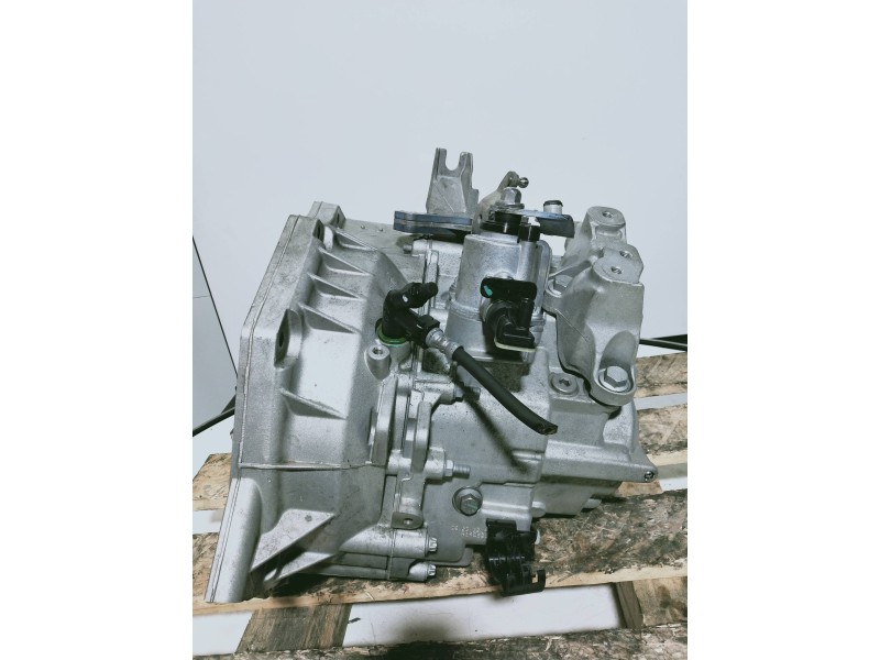 Recambio de caja cambios para opel zafira tourer excellence referencia OEM IAM F40 AYP R14052196