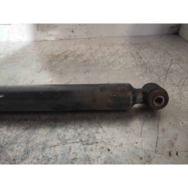 Recambio de amortiguador trasero izquierdo para mercedes clase c (w203) berlina 220 cdi (la) (203.008) referencia OEM IAM 203326
