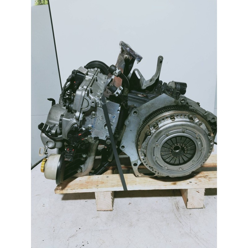 Recambio de motor completo para chrysler voyager (rg) 2.4 lx (i) referencia OEM IAM B00 3Y556734R 24L