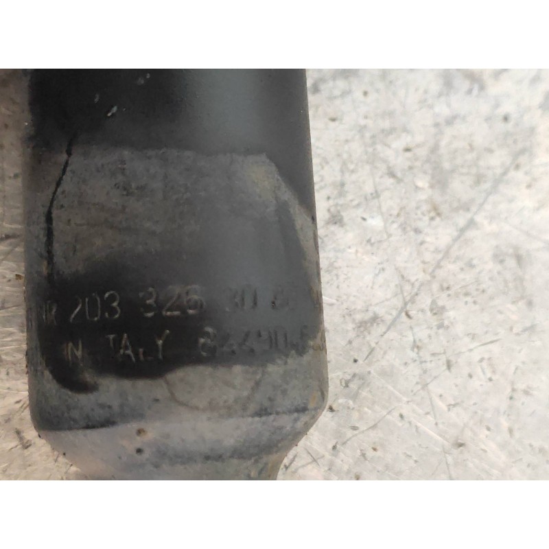 Recambio de amortiguador trasero izquierdo para mercedes clase c (w203) berlina 220 cdi (la) (203.008) referencia OEM IAM 203326
