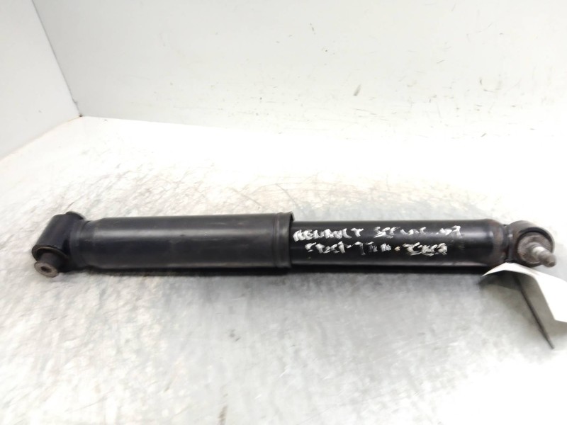 Recambio de amortiguador trasero para renault scenic iii dynamique referencia OEM IAM   