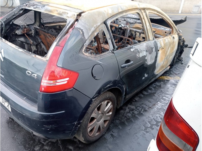 citroen c4 berlina del año 2009