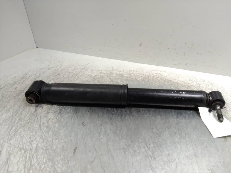 Recambio de amortiguador trasero para renault scenic iii dynamique referencia OEM IAM   