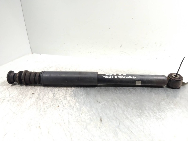 Recambio de amortiguador trasero para renault twingo authentique referencia OEM IAM   