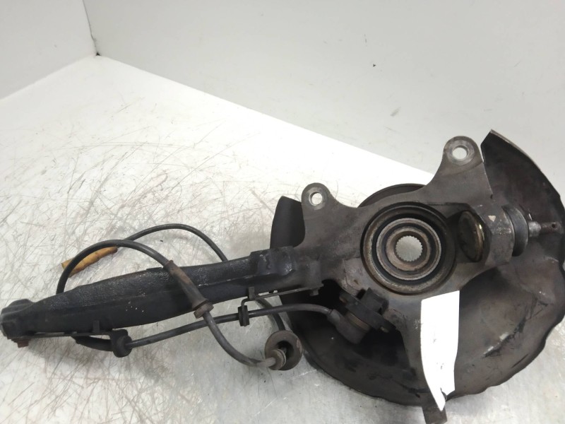 Recambio de mangueta delantera izquierda para mg rover serie 45 (rt) classic (4-ptas.) referencia OEM IAM   