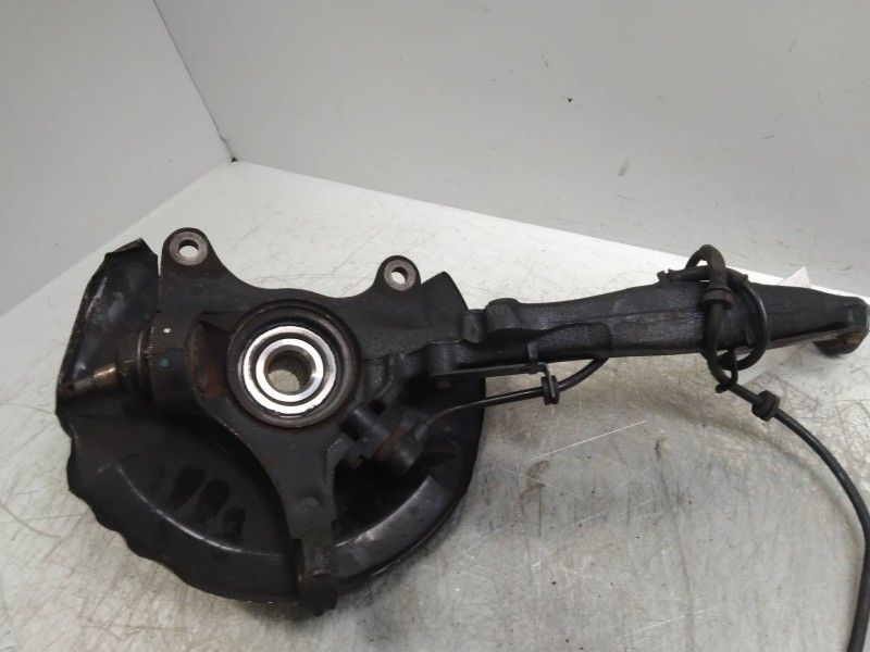 Recambio de mangueta delantera derecha para mg rover serie 45 (rt) classic (4-ptas.) referencia OEM IAM   