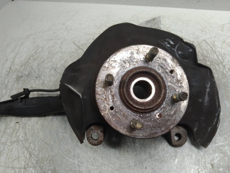 Recambio de mangueta delantera izquierda para mg rover serie 45 (rt) 1.6 16v cat referencia OEM IAM   