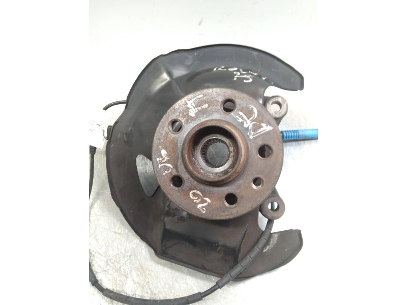 Recambio de mangueta delantera derecha para mg rover serie 75 (rj) 2.0 v6 24v cat referencia OEM IAM   