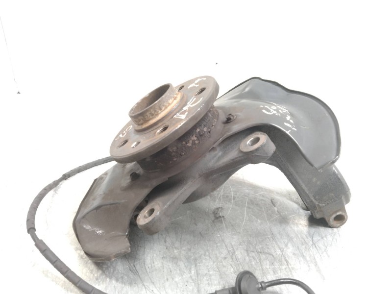 Recambio de mangueta delantera derecha para mg rover serie 75 (rj) 2.0 v6 24v cat referencia OEM IAM   