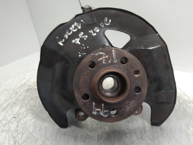 Recambio de mangueta delantera izquierda para mg rover serie 75 (rj) 2.0 v6 24v cat referencia OEM IAM   