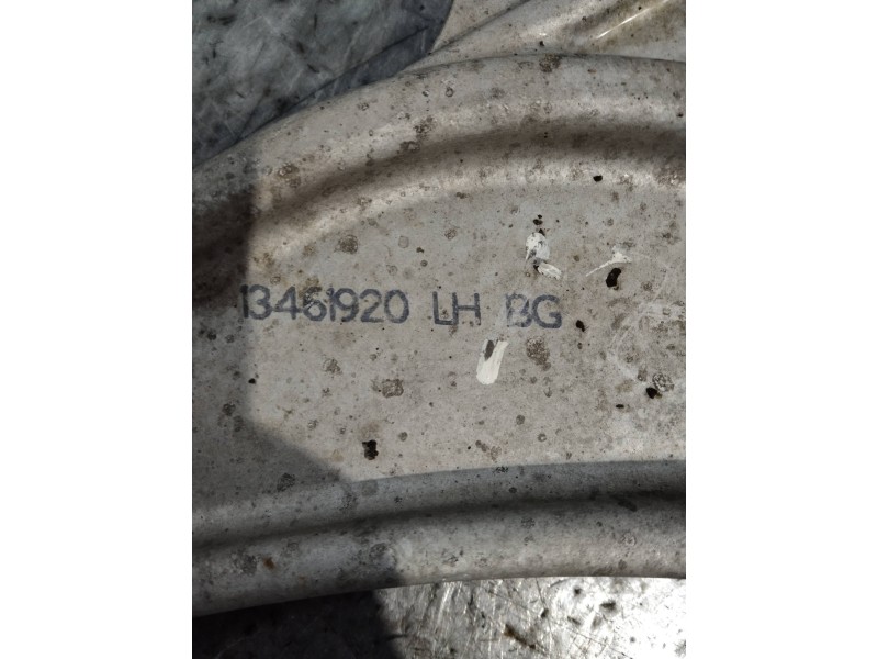 Recambio de brazo suspension inferior delantero izquierdo para opel zafira tourer excellence referencia OEM IAM 13461920  