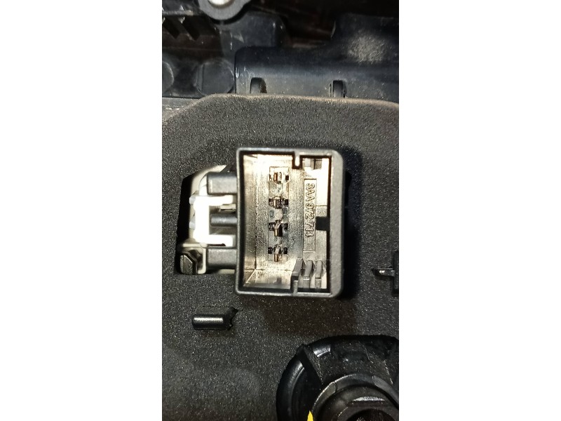 Recambio de piloto trasero derecho para volkswagen golf vii lim. (bq1) sport referencia OEM IAM 5G0945208  
