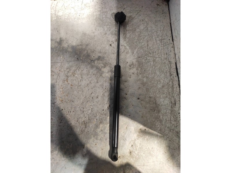 Recambio de amortiguadores capo para opel zafira tourer excellence referencia OEM IAM 13395287  280N