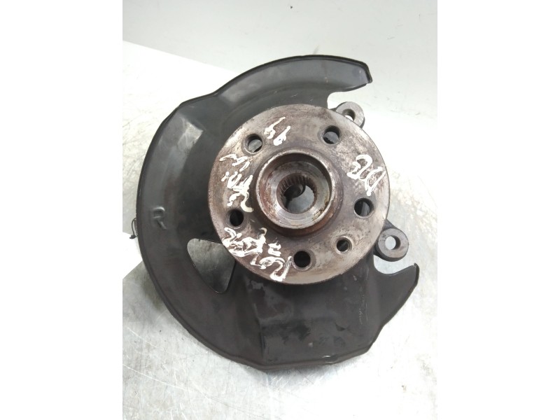 Recambio de mangueta delantera derecha para mg rover serie 75 (rj) 2.0 16v cdt referencia OEM IAM   