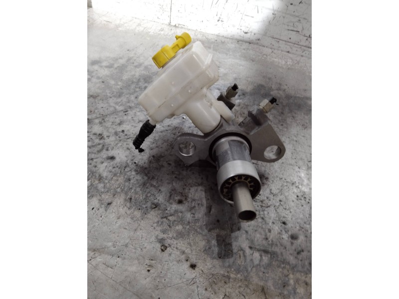 Recambio de bomba freno para opel zafira tourer excellence referencia OEM IAM 84102409  