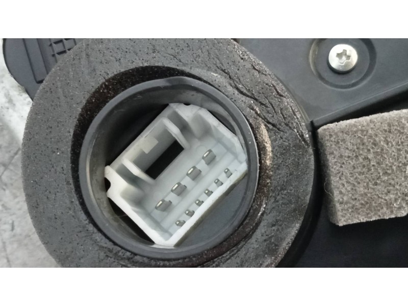 Recambio de motor cierre centralizado delantero izquierdo para lexus nx 300h 4wd referencia OEM IAM   