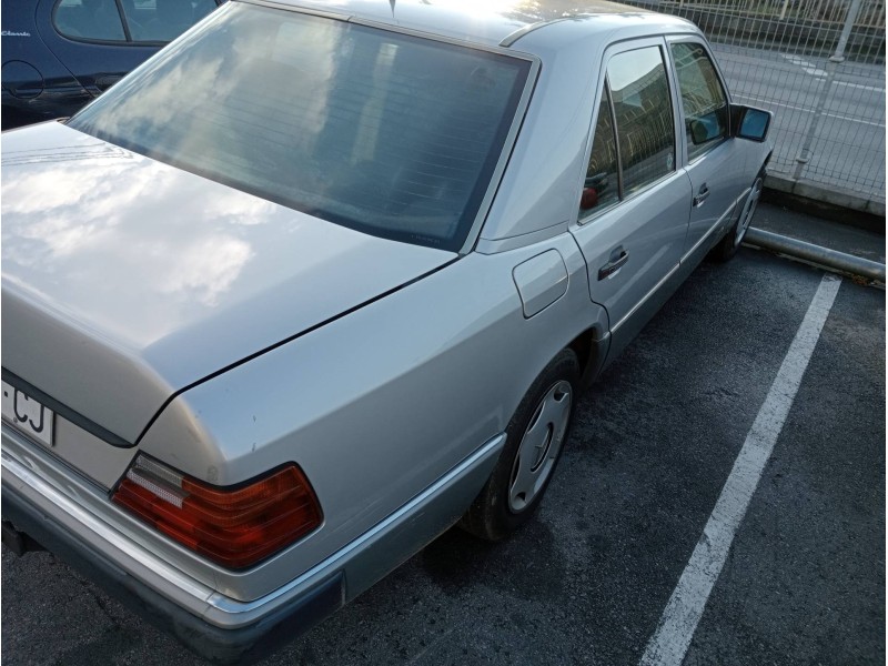 mercedes clase e (w124) berlina del año 2000
