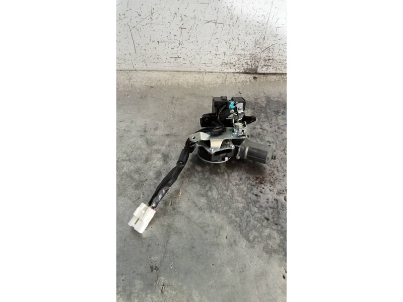 Recambio de motor cierre centralizado porton para lexus nx 300h 4wd referencia OEM IAM 41231010130 1638000462 