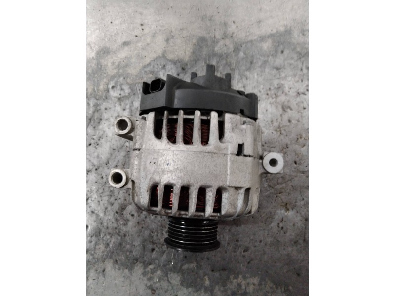 Recambio de alternador para opel zafira tourer excellence referencia OEM IAM 13586366 2618063A TG12C155